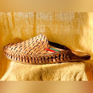 Mohinders Men's Woven City Slipper in Honey + Stripes